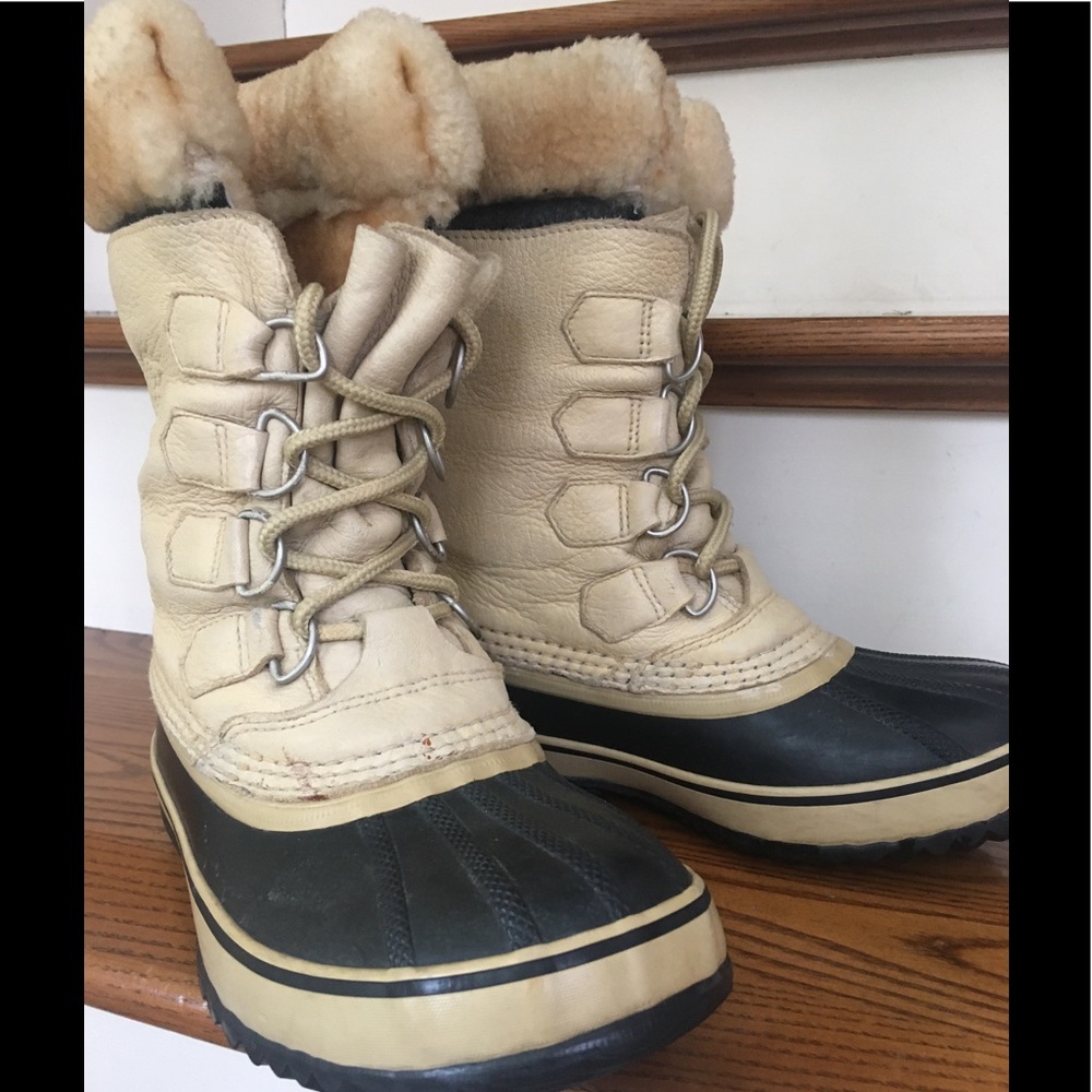 Sorel Winter Boots in Cream and Black